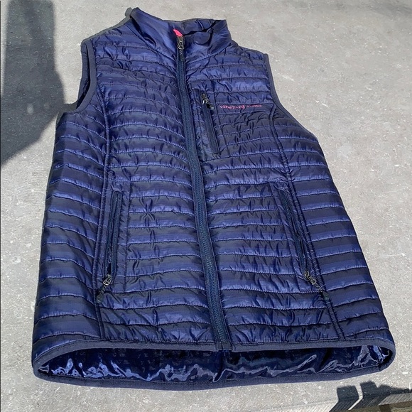 Vineyard Vines Other - Vineyard Vines vest